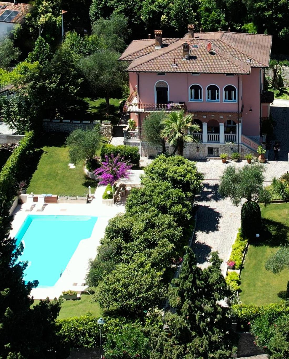 Villa Lou トスコラーノ・マデルノ エクステリア 写真